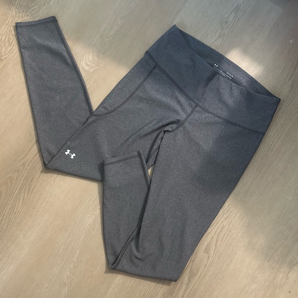 Size LG Women’s Under Armour Gray Leggings - Picture 1 of 7